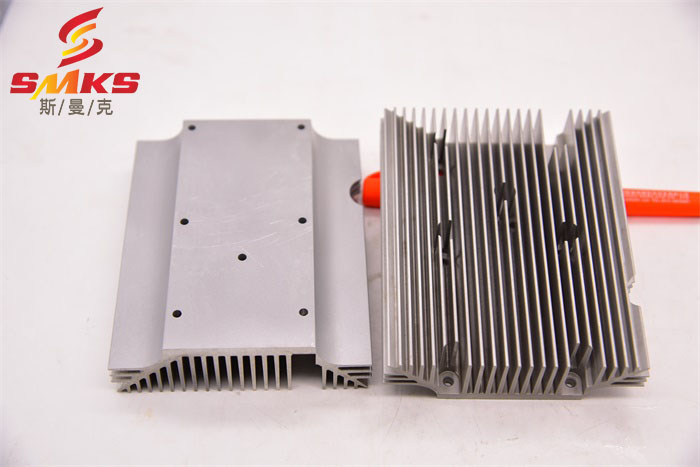  磨粒流<a href='http://www.excellmobile.com' target='_blank'><u>微孔拋光機</u></a>