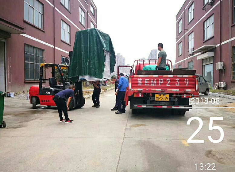 自動<a href='http://www.excellmobile.com' target='_blank'><u>去毛刺機</u></a>